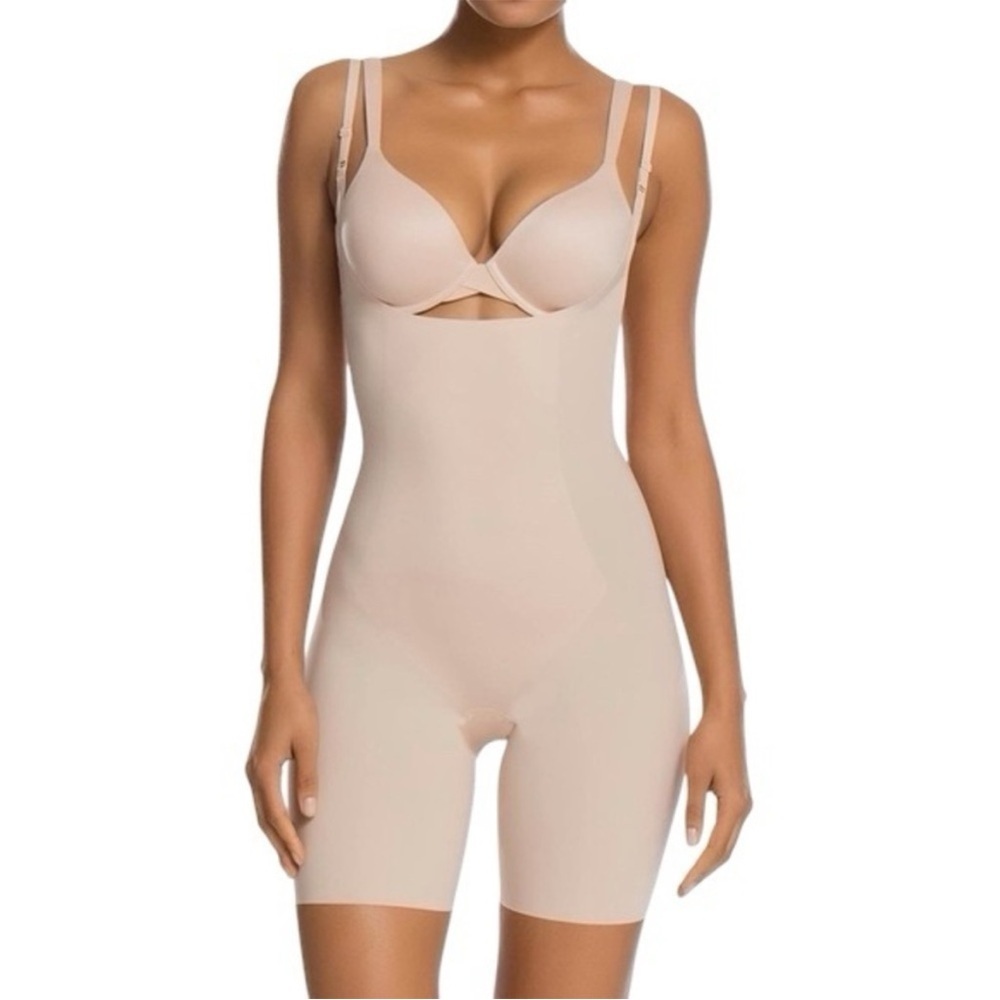 Spanx Open Bust Mid Thigh Shapewear Bodysuit XL beige 10021R